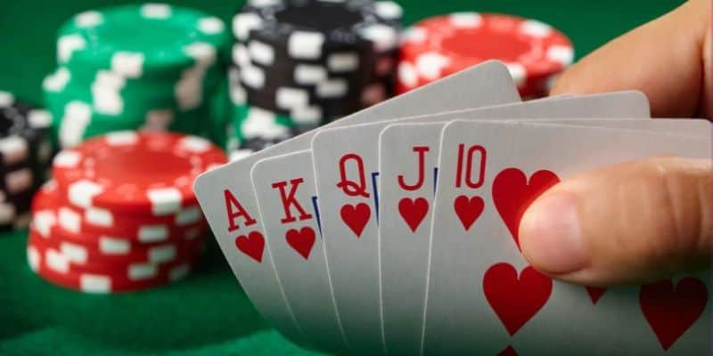 Bài Poker hấp dẫn tại GemWin website